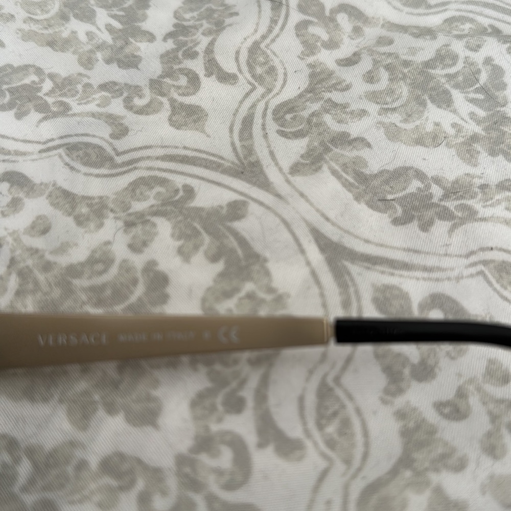 Versace sunglasses - Picture 7 of 7